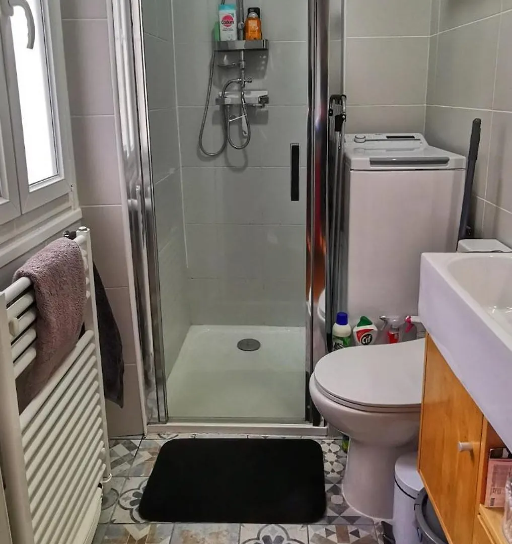 Lovely Flat Abbesses Center - Paris Montmartre 0*,  France