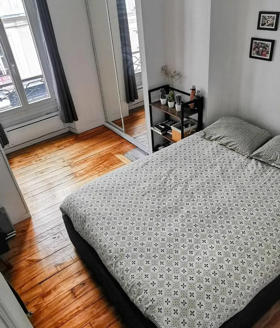 Lovely Flat Abbesses Center - Paris Montmartre